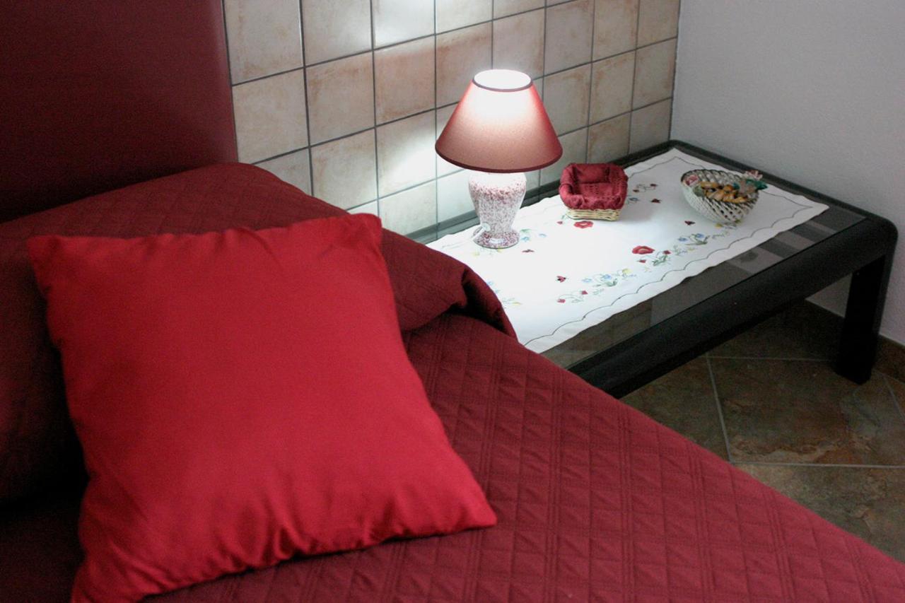 B&B S'Arrosa Antiga Santadi Exterior foto